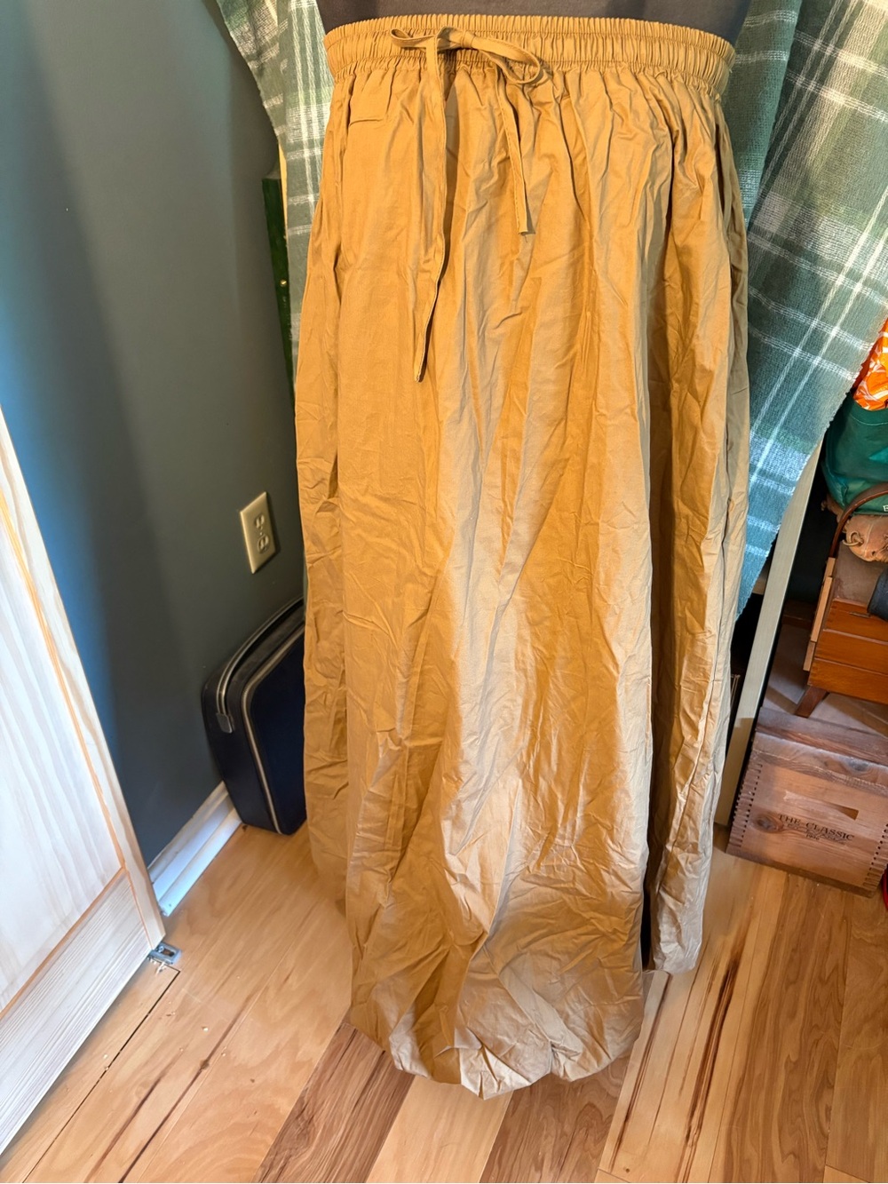 Richer Poorer Tan/Brown  bubble hem Maxi Skirt with Drawstring Waist - Picture 2 of 6